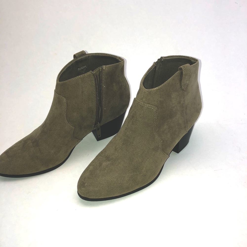 Old Navy olive suede boots.